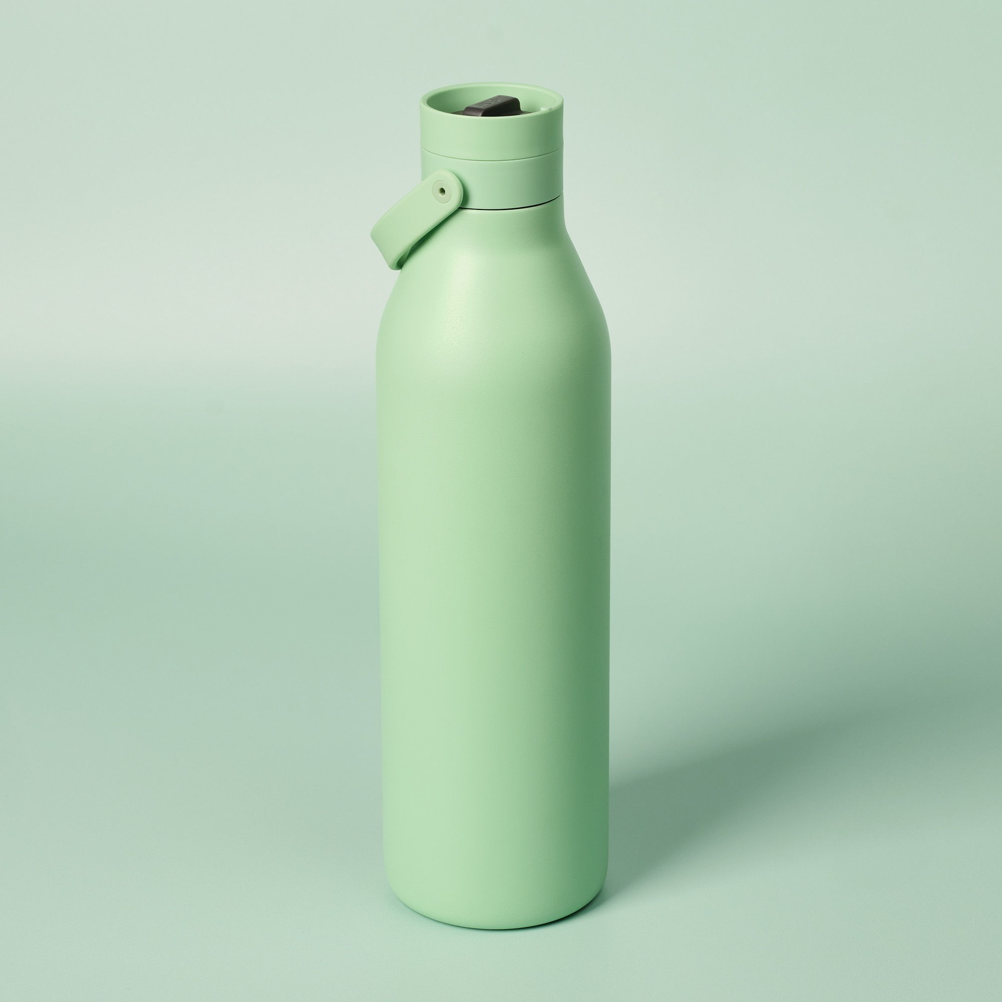 Circular&Co Website_ Stainless Steel_Reusable Bottle_ Seaglass Green _1000ml Circular&Co Reusable Stainless Steel Water Bottle Seaglass Green 1000ml